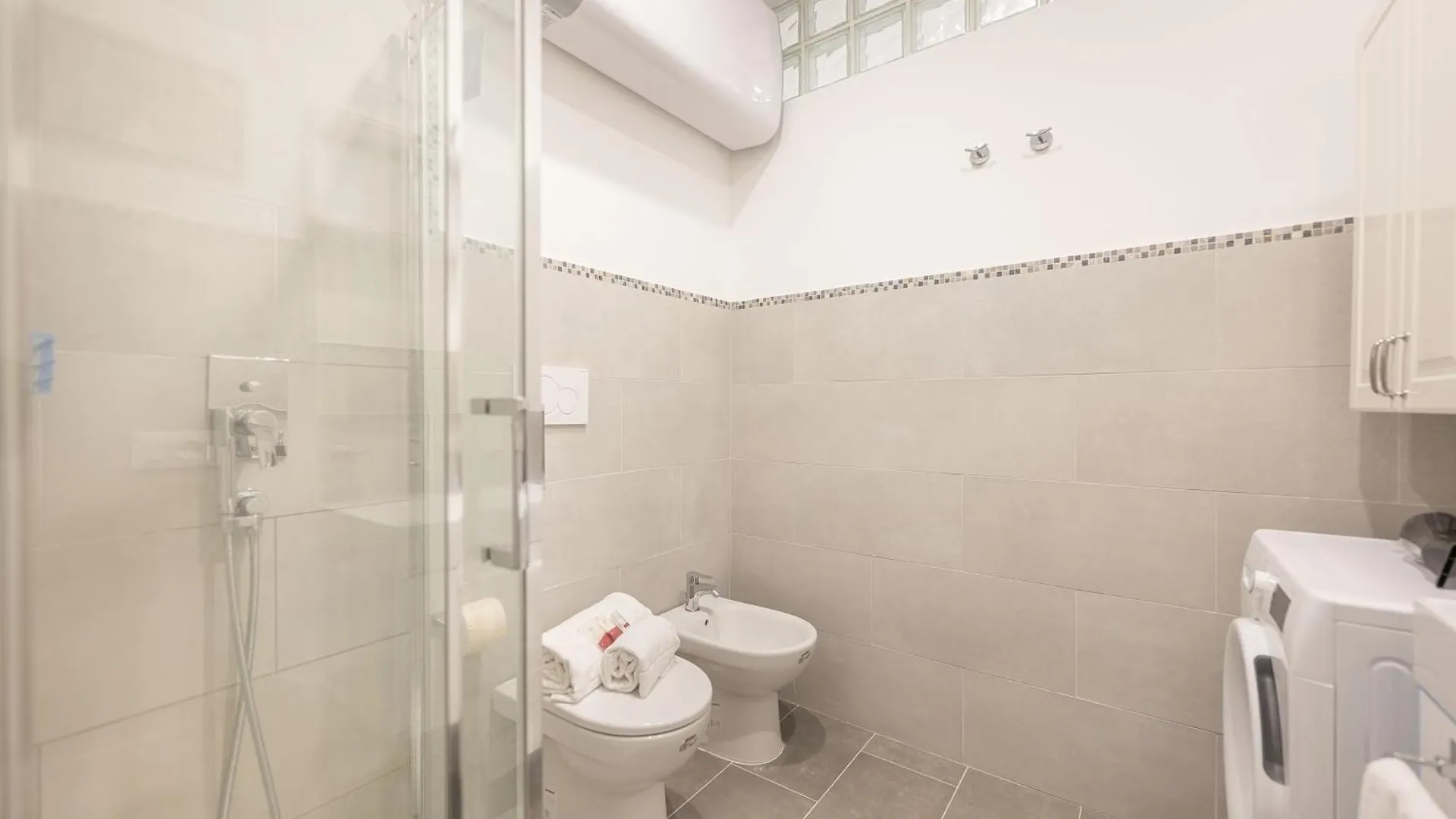 Casa Luna - 10 Min From Venice Train Station 0*,  Italy
