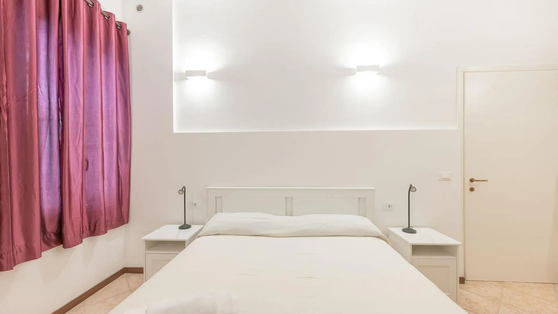 Casa Luna - 10 Min From Venice Train Station Apartment