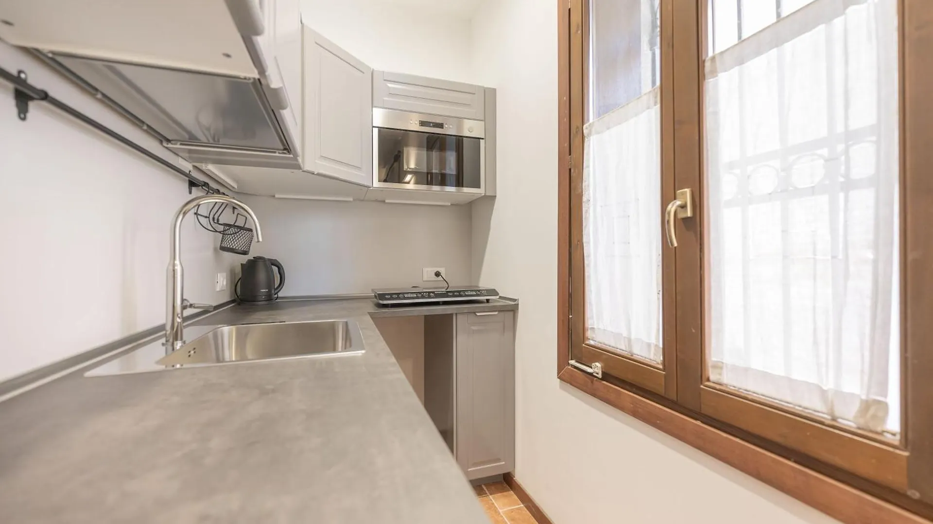 Apartment Casa Luna - 10 Min From Venice Train Station Italy