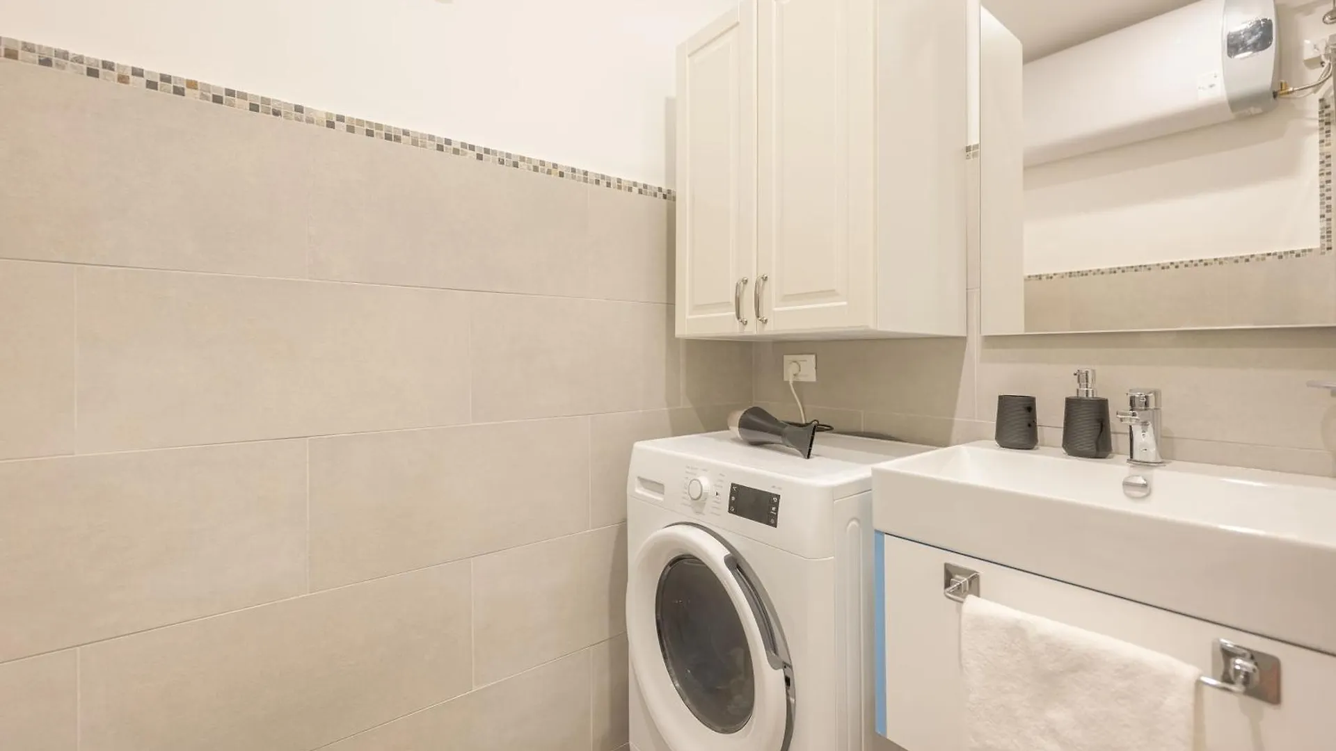 Casa Luna - 10 Min From Venice Train Station